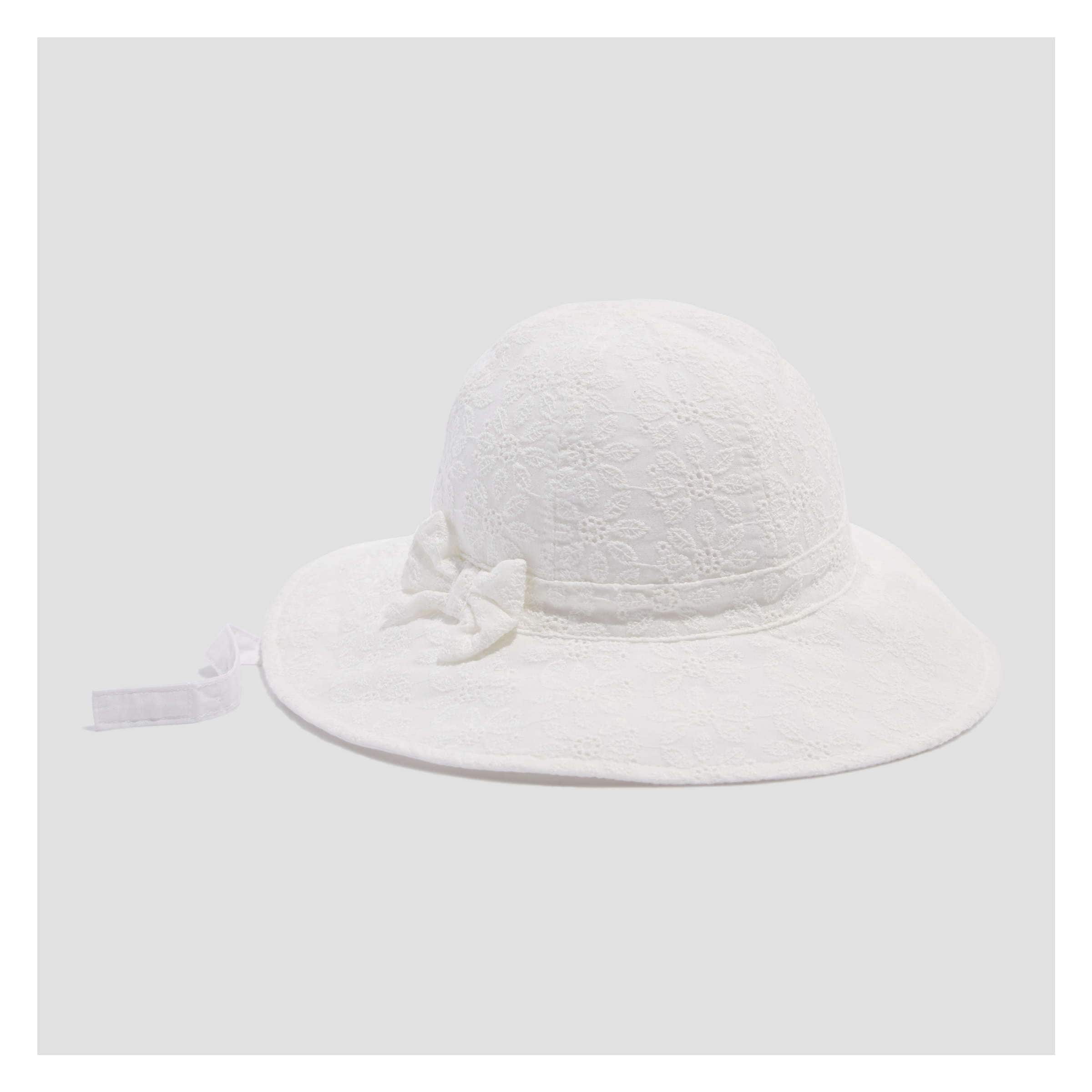 white sun hat baby girl