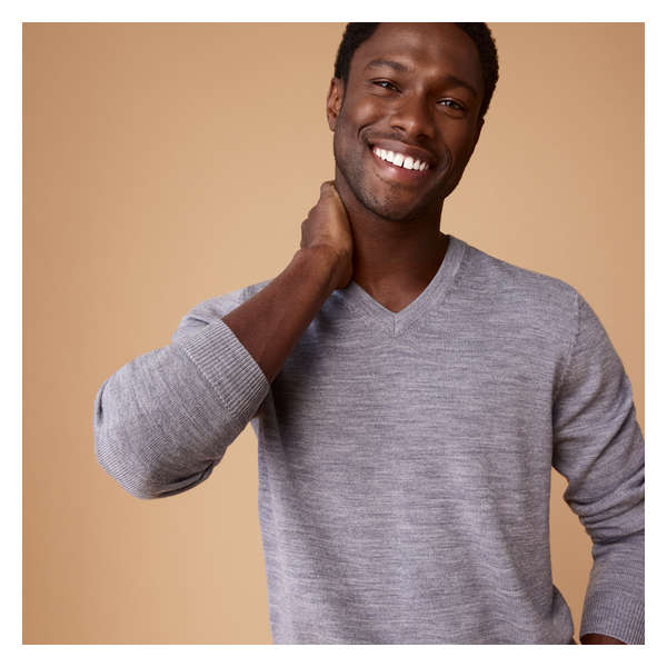 Men's Premium V-Neck Merino Sweater - Grey