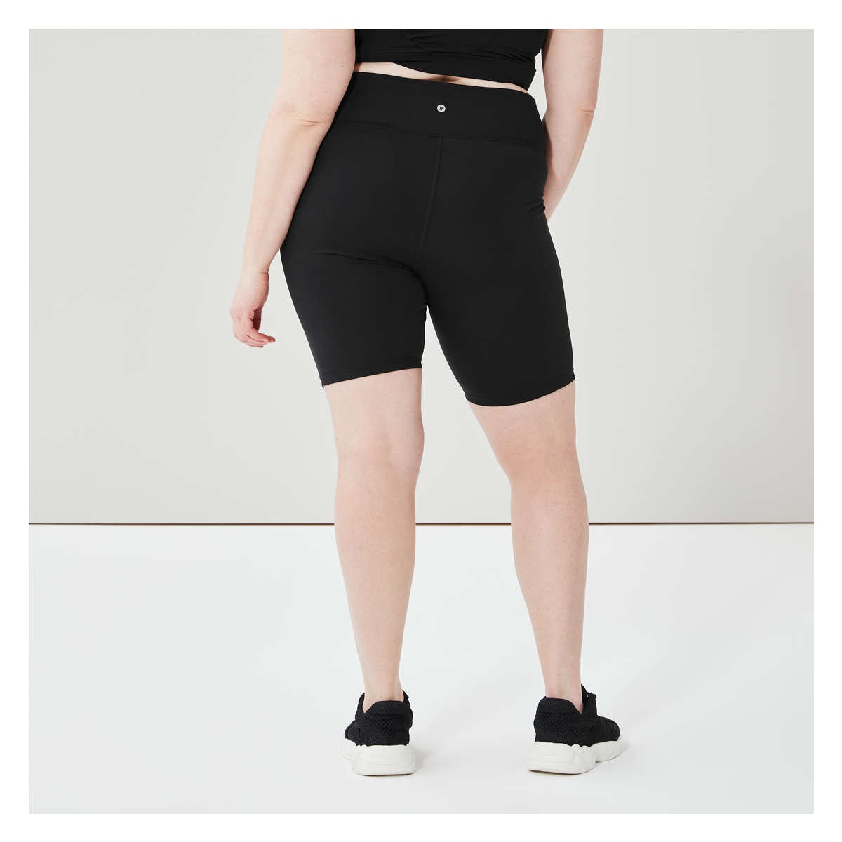 Active Intent Women's Curve Pocket Bike Shorts Black