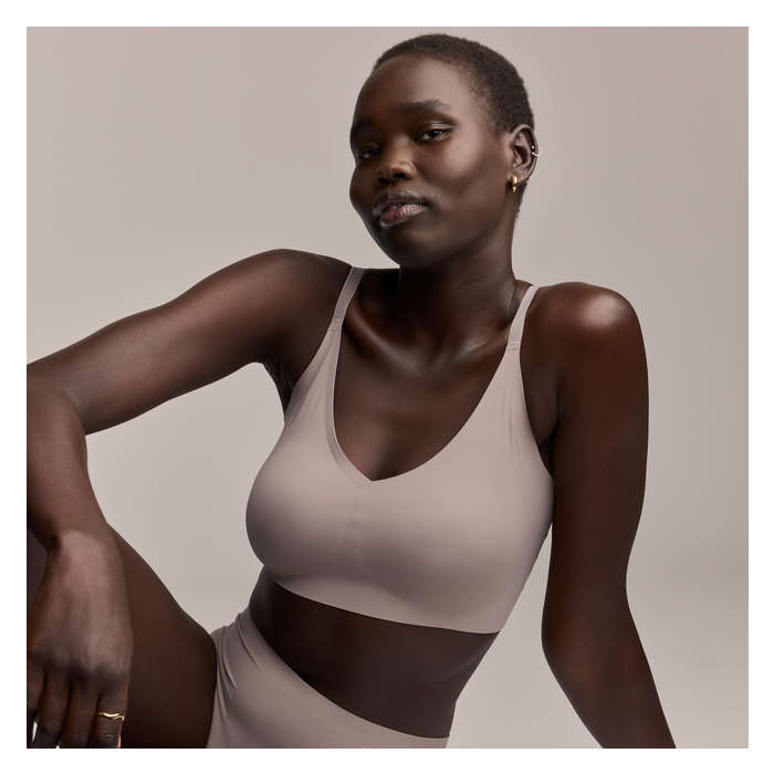 Women's No Show V-Neck Bralette - Stone