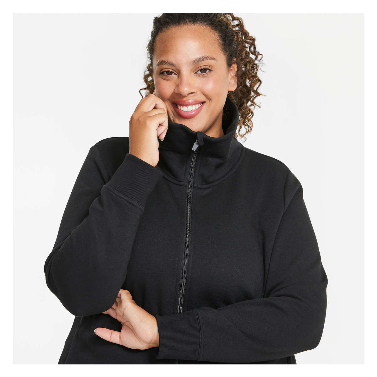 Women+ Fleece Jacket in Black from Joe 