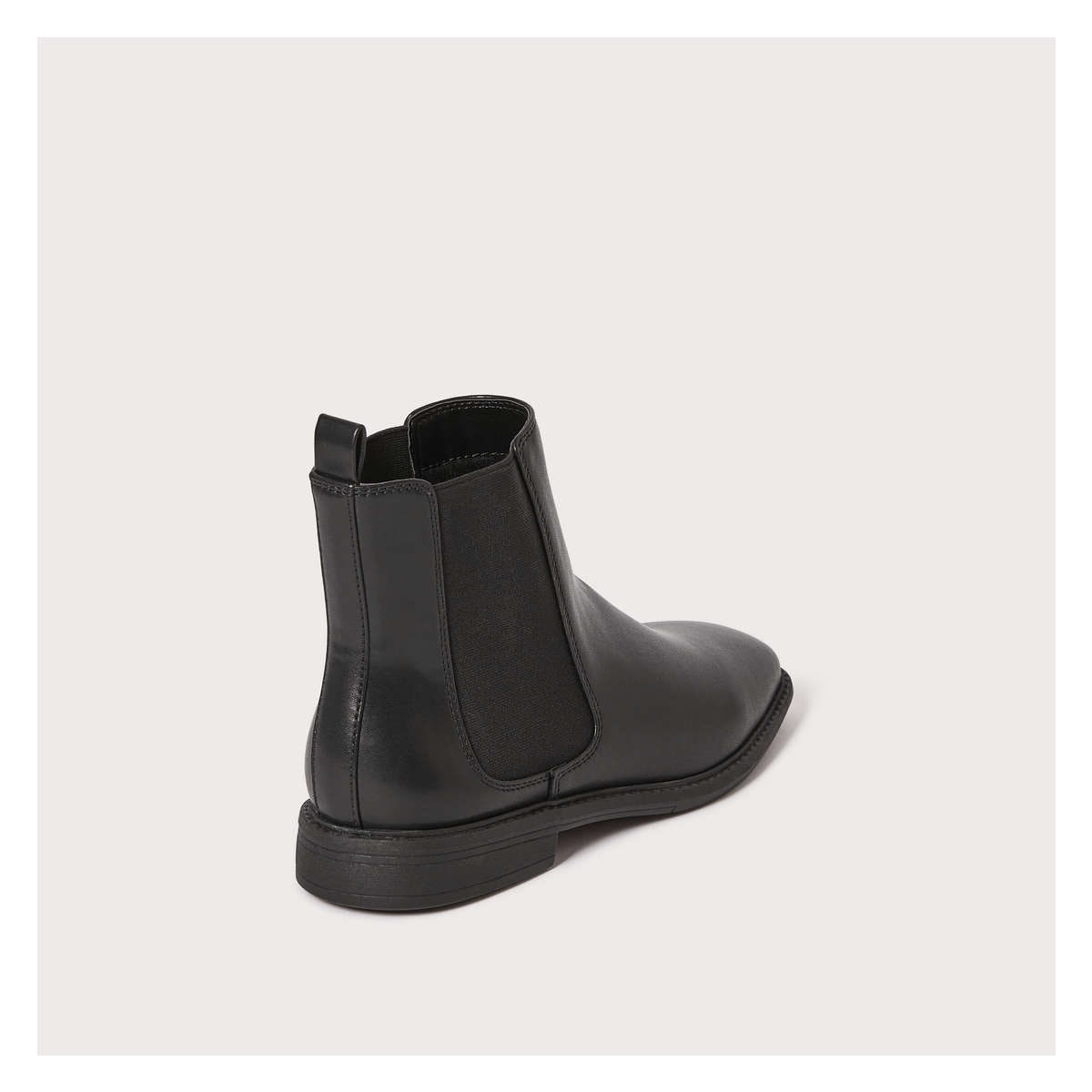 Chelsea Boots in Black from Joe Fresh