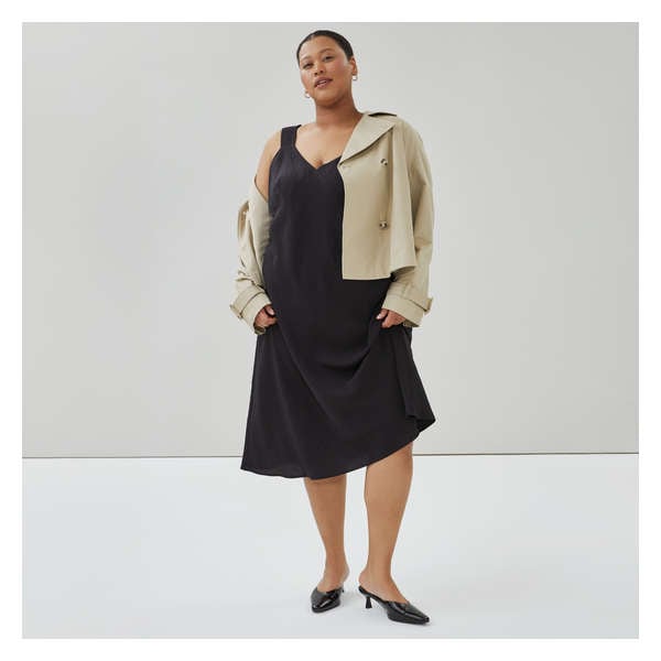 Robe satinée sans attache Femmes+ - Noir JF