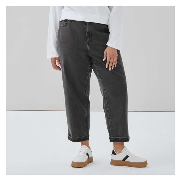 Women+ Black Wash Relaxed Fit Jean - Black