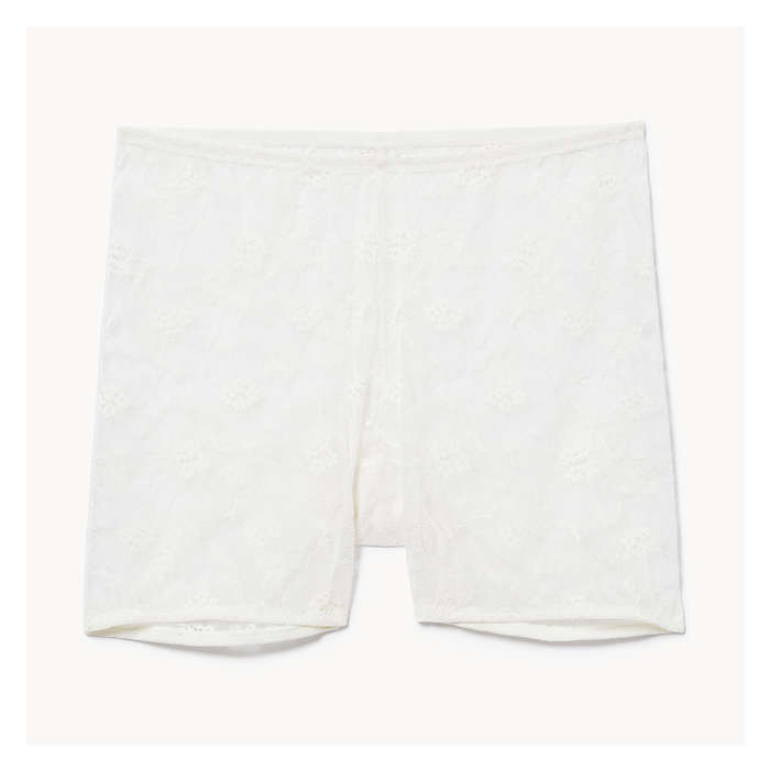 Aux Femmes Short court en dentelle - Crème