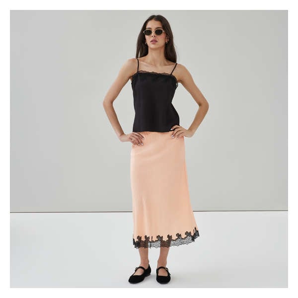 Camisole en satin avec bordure en dentelle - Noir JF