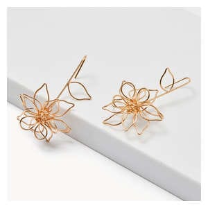 Wire Flower Drop Earrings - Gold
