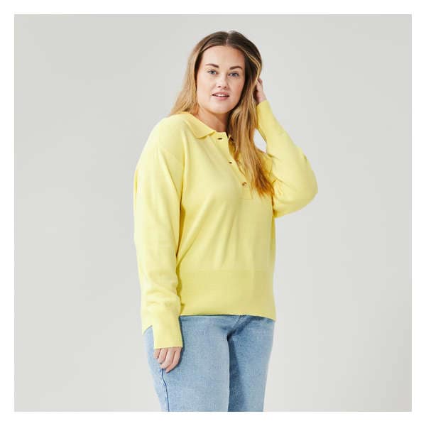 Women+ Essential Collared Pullover - Pastel Yellow