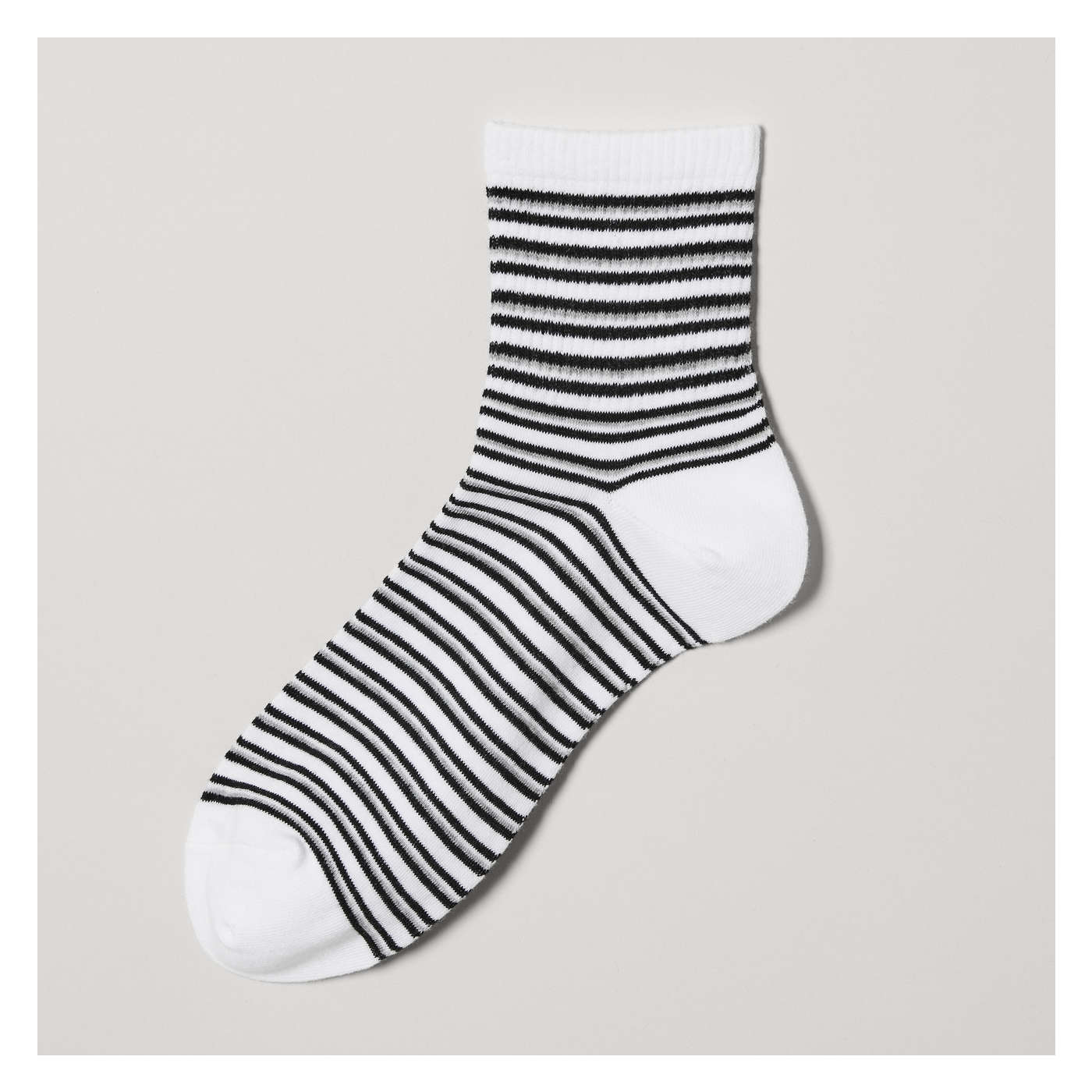 3 Pack Ribbed Crew Socks in Black from Joe Fresh