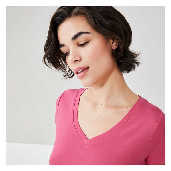 Organic Cotton V-Neck T-Shirt - Dark Pink