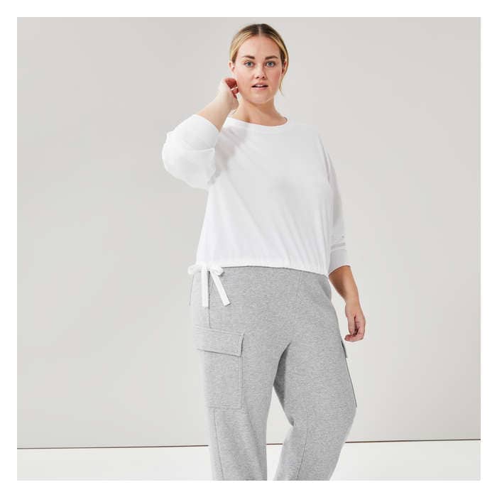 Women+ Active Crop Pullover