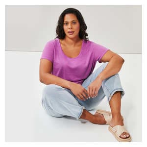 Women+ Scoop Neck T-Shirt - Bright Purple