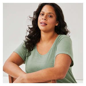Women+ Scoop Neck T-Shirt - Light Green