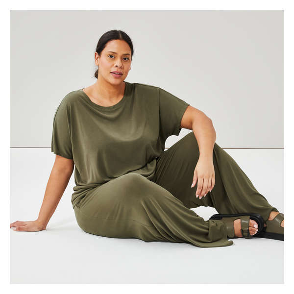 Women+ Sandwash T-Shirt - Dark Olive