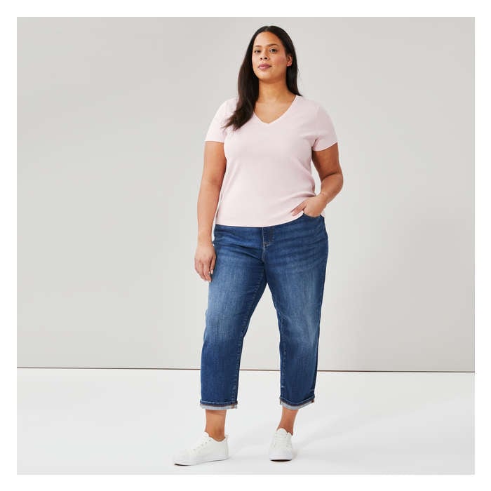 Women+ Organic Cotton Essential V-Neck T-Shirt