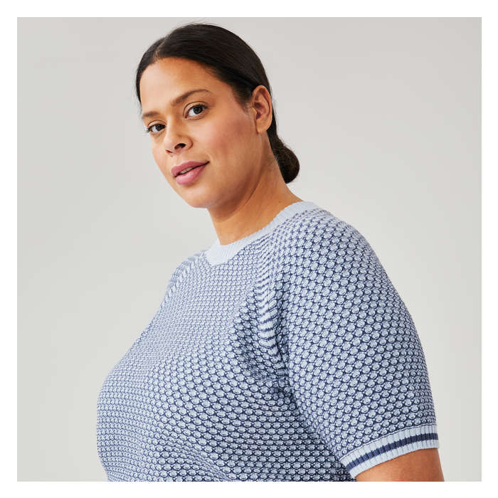 Women+ Puff Sleeve Pullover