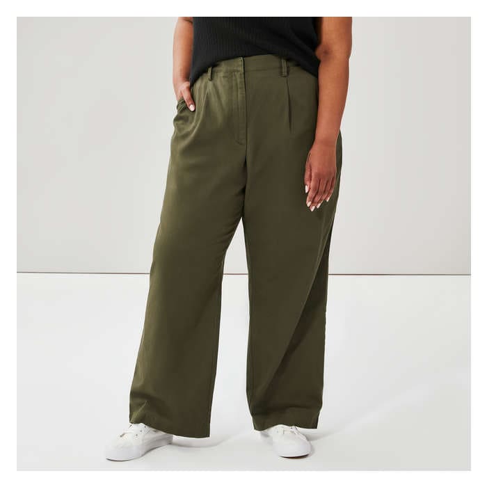 Women+ Pleated Trouser