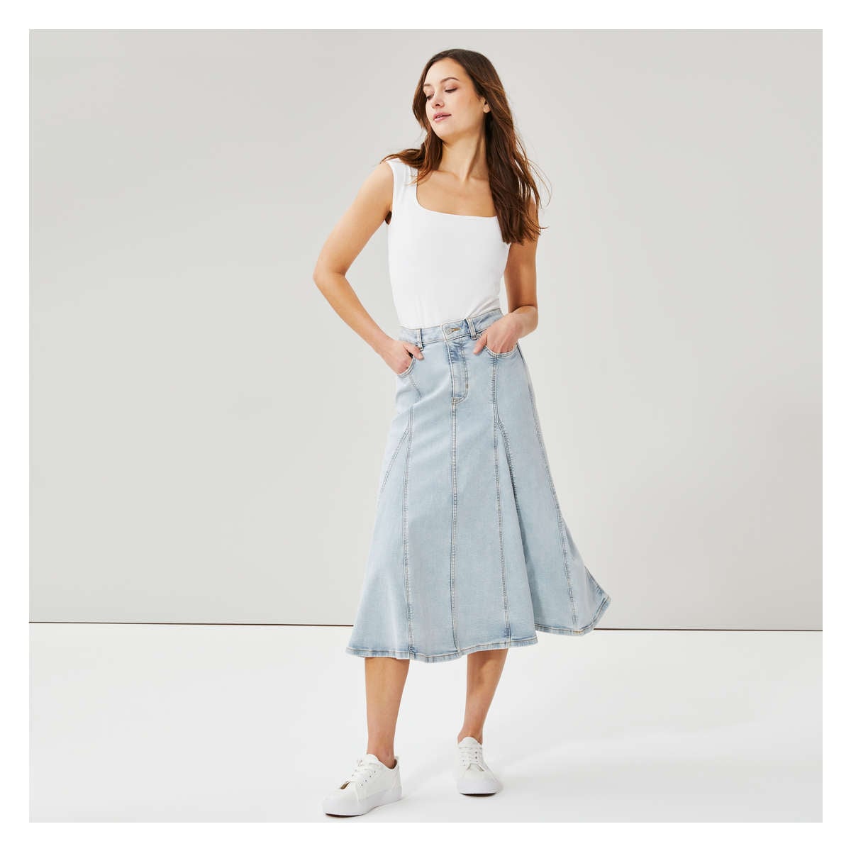Pleated Skirt Outfit Grey Denim Midi Skirt Sneakers Summer Outfits