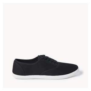 Classic Sneakers - Black
