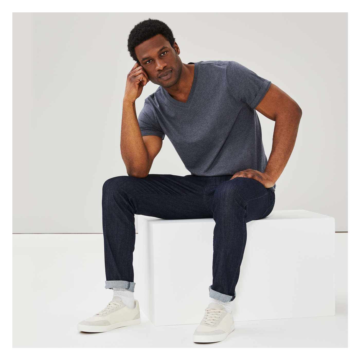 Men's Organic Cotton V-Neck T-Shirt