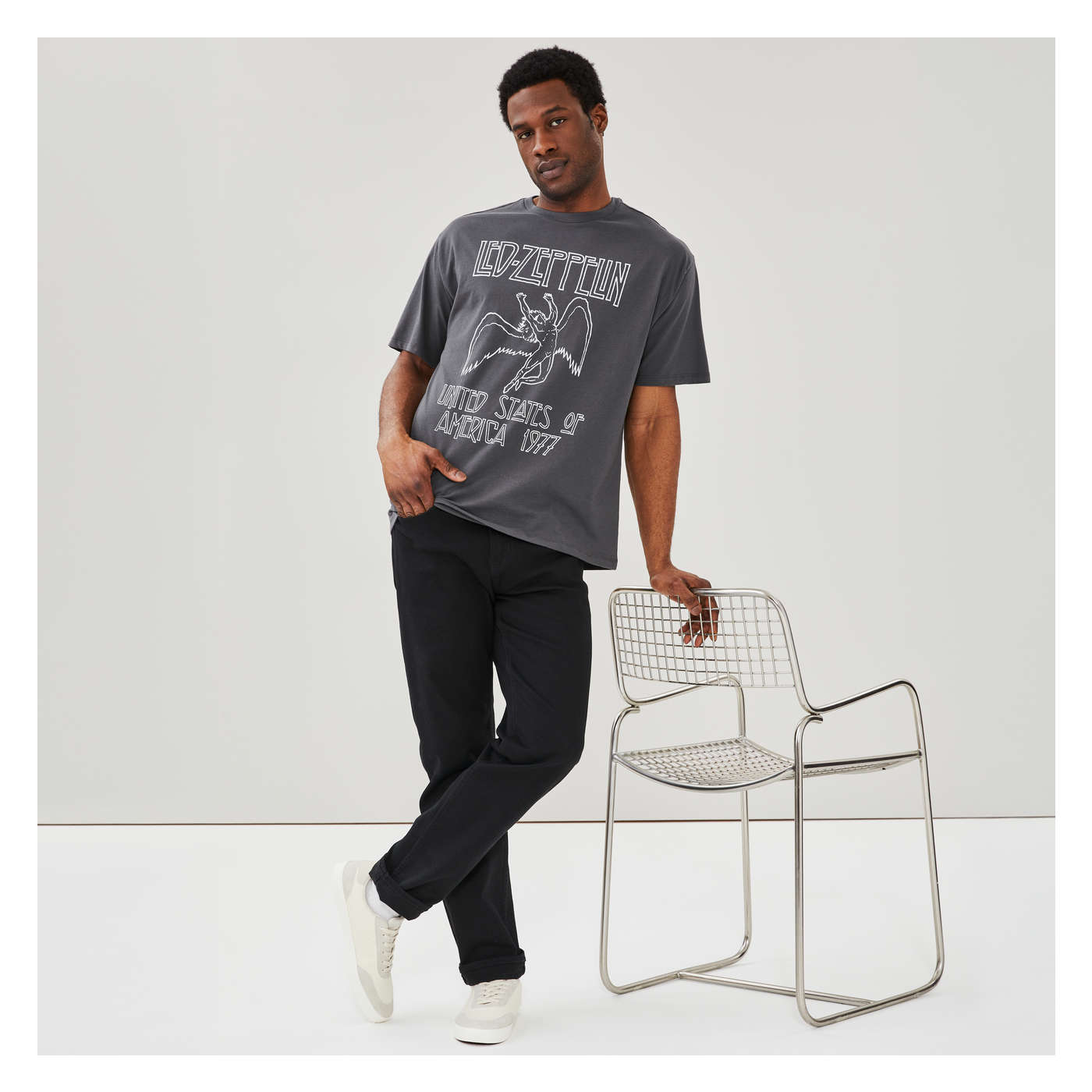 ◇ILLIGO◇ Drawing Park Overfit T-Shirt Charcoal img33169_src.jpg