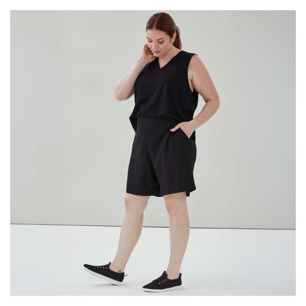 Women+ Active Four-Way Stretch Short - Black