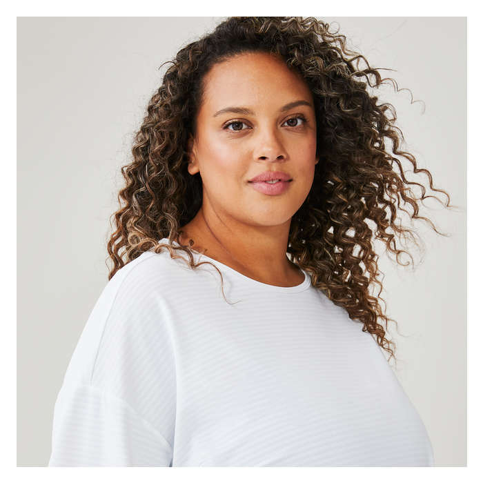 Women+ Active Balance Crop Oversized T-Shirt