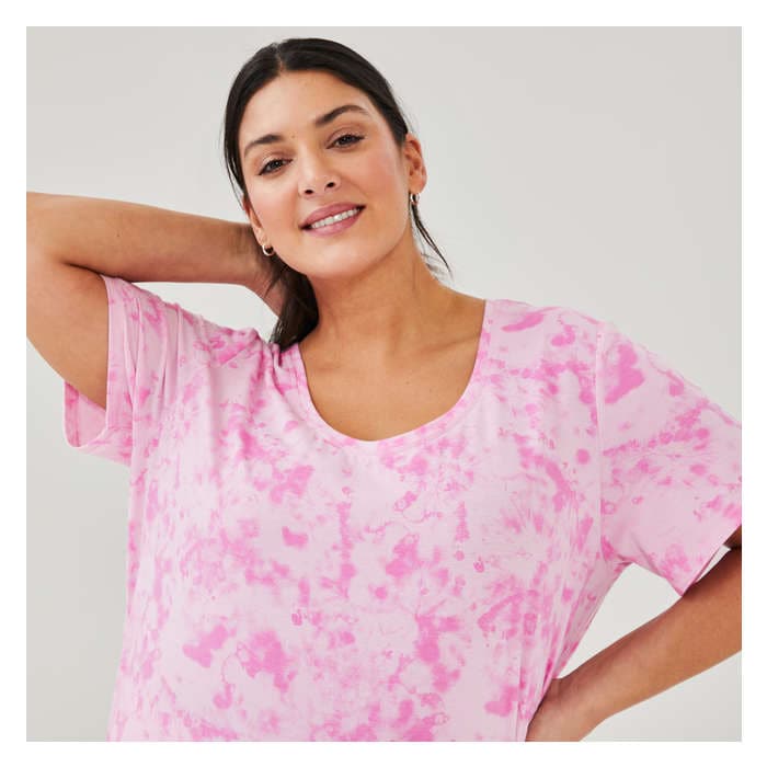 Women+ Active Scoop Neck T-Shirt