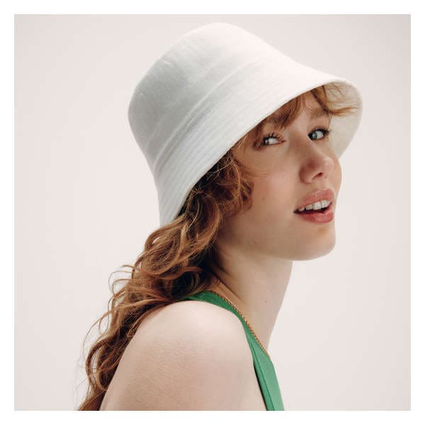 Knit Bucket Hat - White