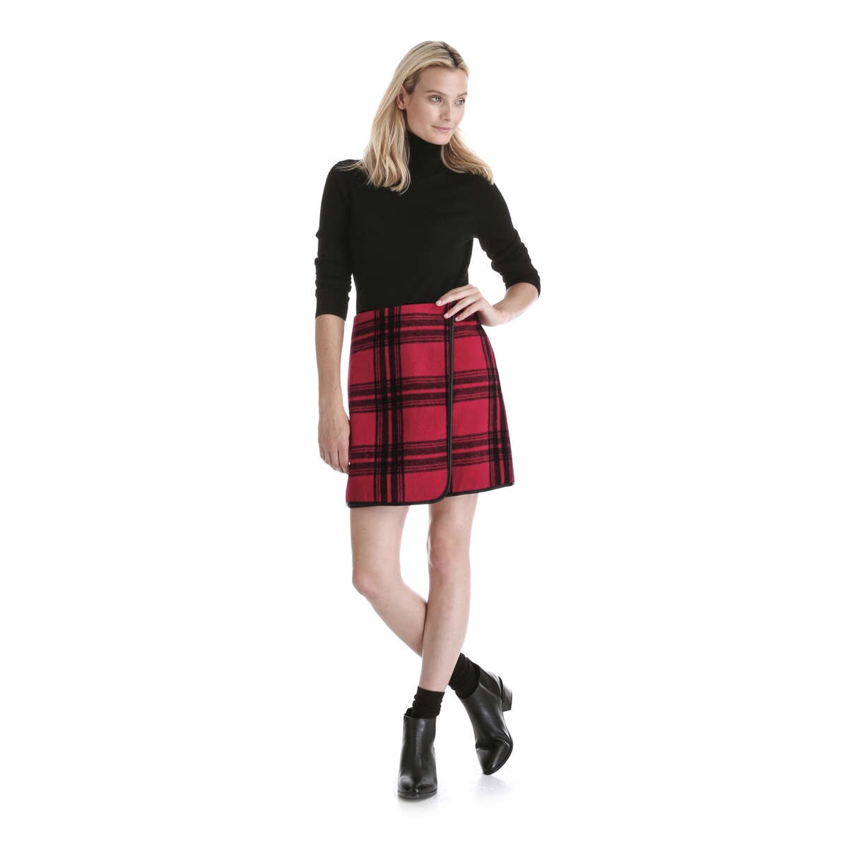 Clara oswald 2025 red plaid skirt