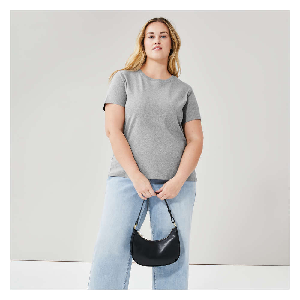 Joe Fresh T-shirt col ras du cou en coton biologique Femmes+ 1 ea, 16,00 $/1ch