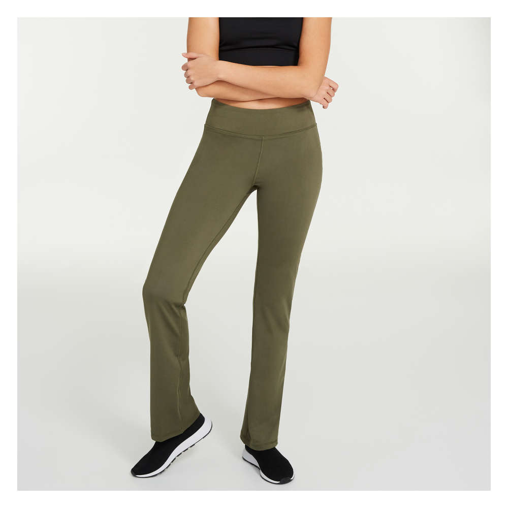 flare leg yoga capris