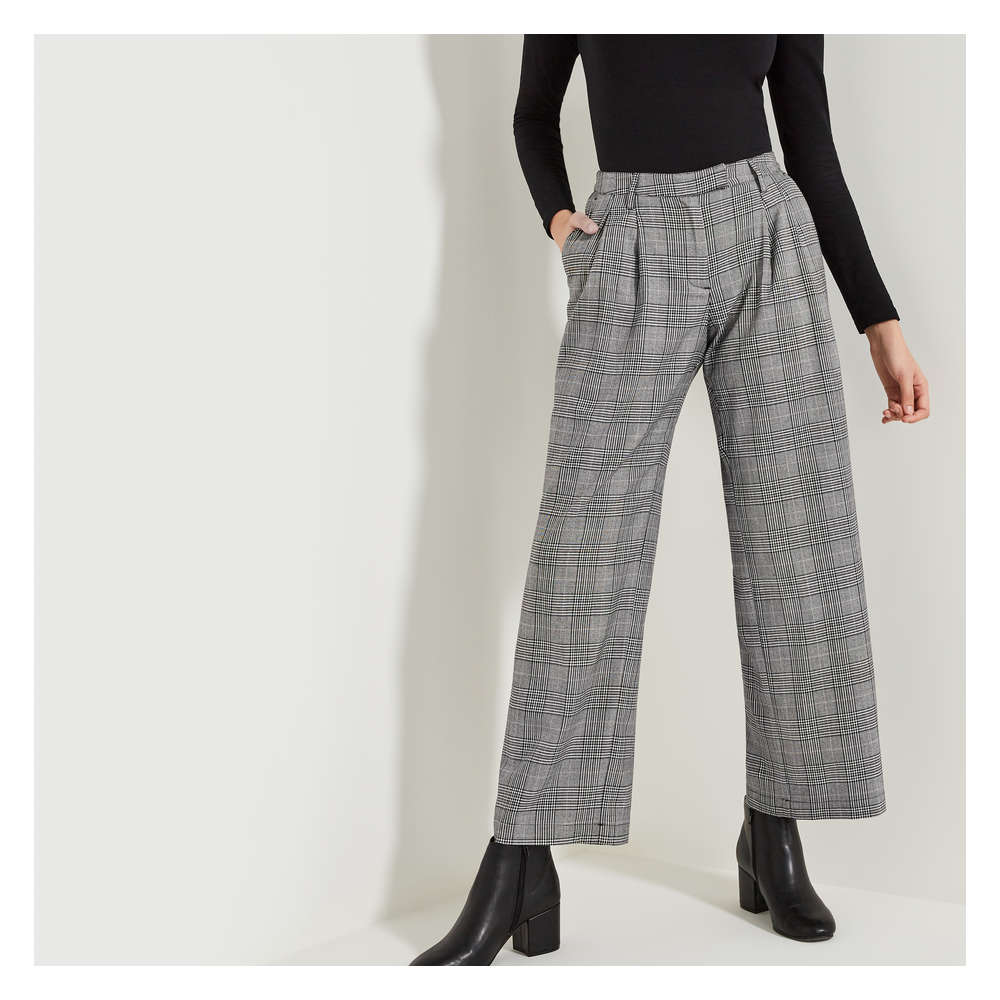 checkered wide leg pants
