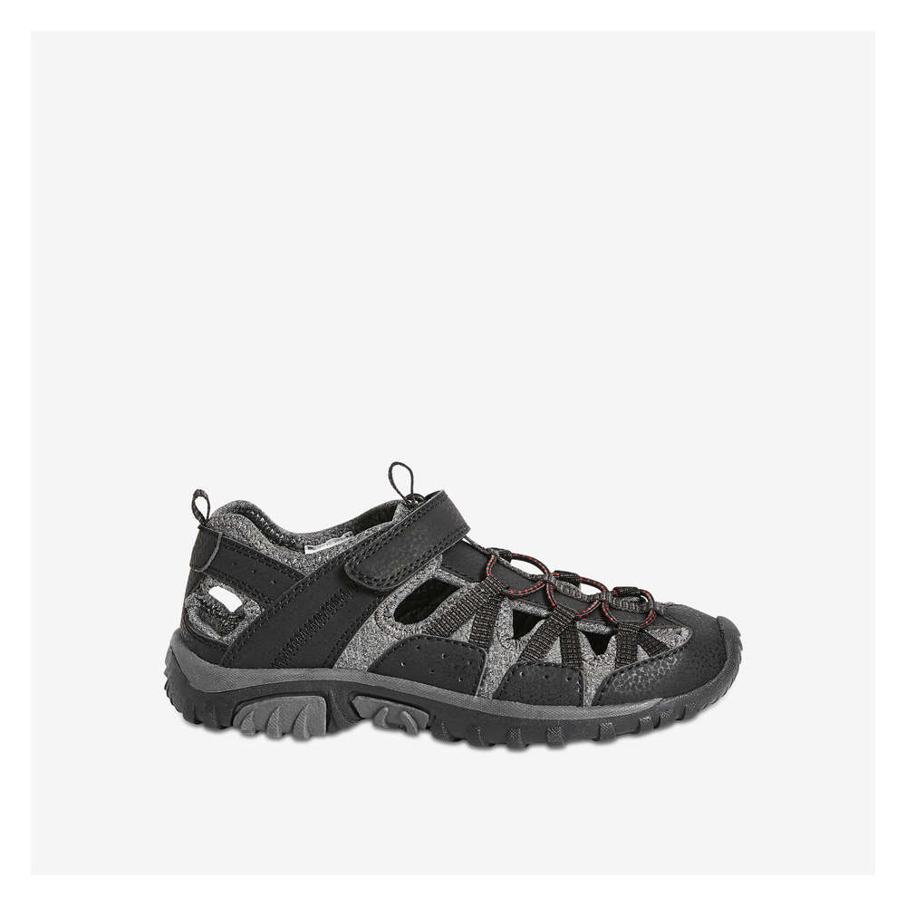 boys closed toe sandals