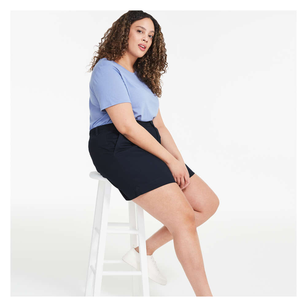 Women+ Stretch Twill Short in Dark Navy 