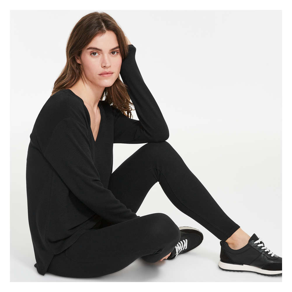 Textured Legging in Black from Joe Fresh