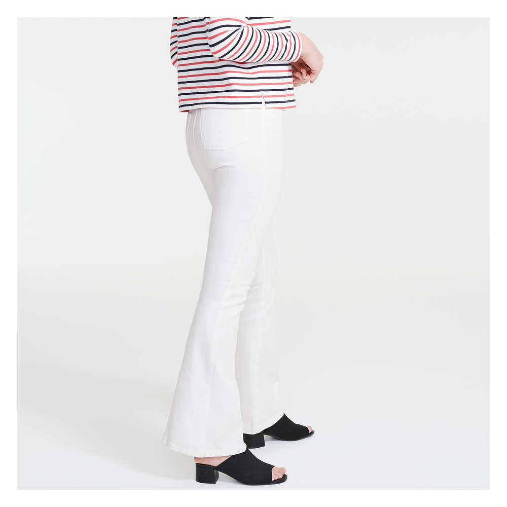 High-Rise Flare Jean in Off White from 
