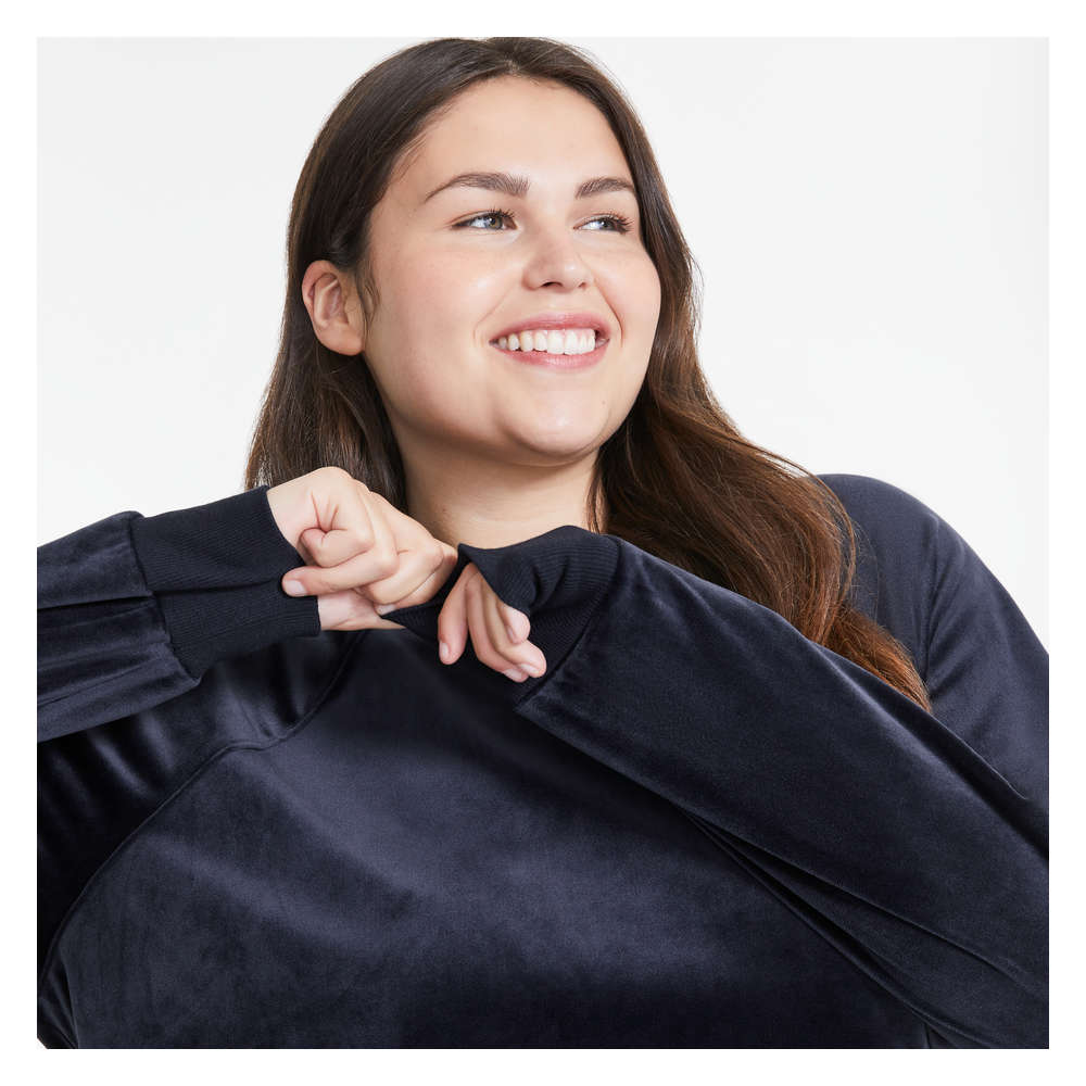 Joe Fresh Women+ Velour Pullover 1 ea, $29.00/1ea